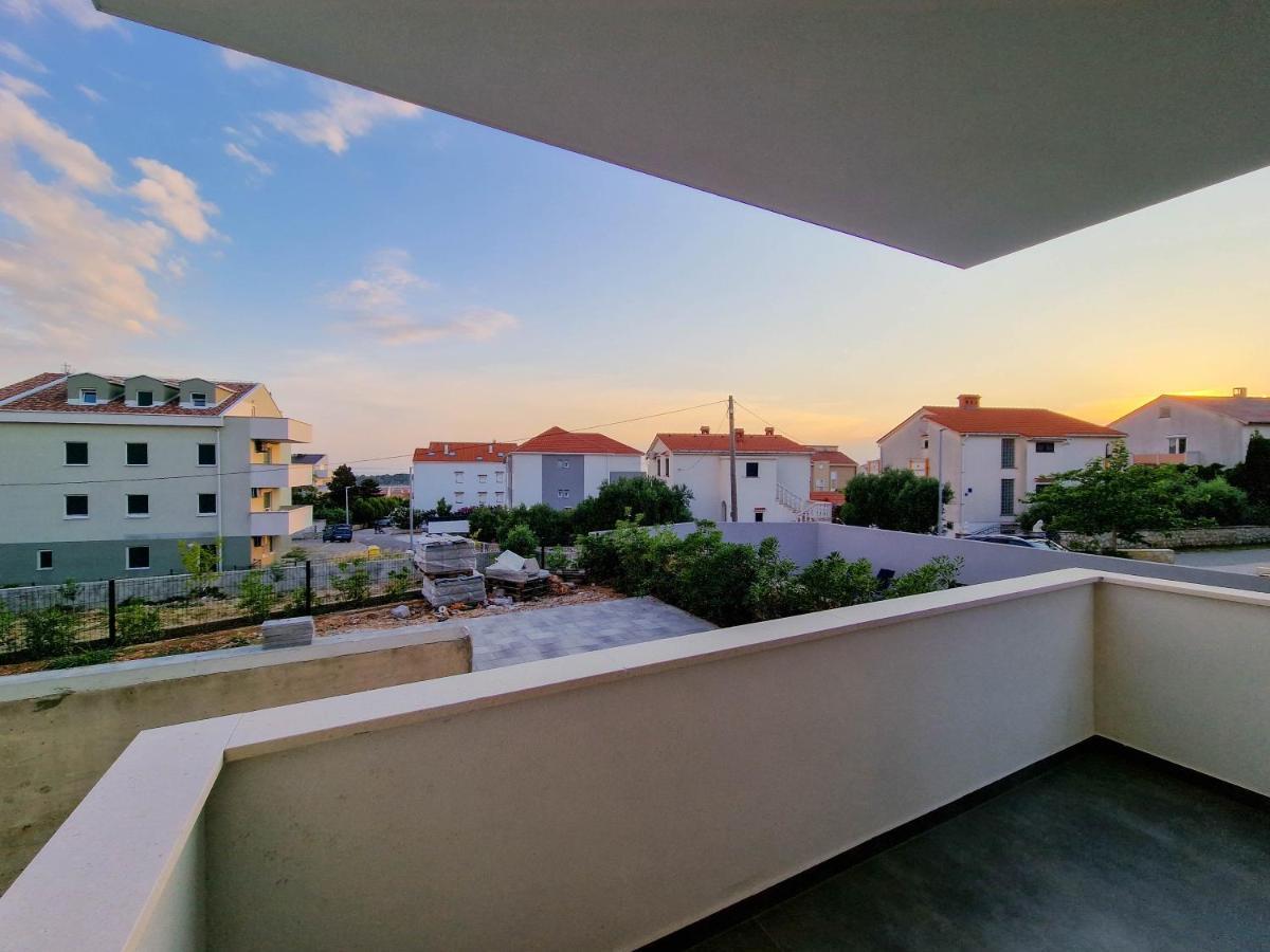 Villa Poseidon Novalja Buitenkant foto