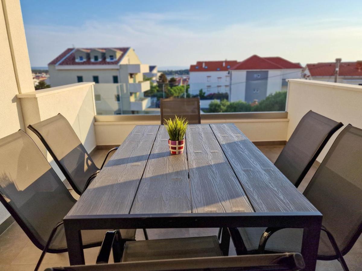 Villa Poseidon Novalja Buitenkant foto
